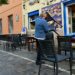 Montando una terraza en la Viña / FOTO: Eulogio García