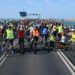 Saludando en el tablero central del puente / FOTO: Eulogio García