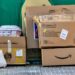 Caja de Amazon entre otros restos tras una noche de Reyes / FOTO: Eulogio García