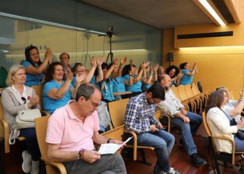 Trabajadoras de la ayuda a domicilio celebrando que la lucha, sirve / FOTO: Ayto.