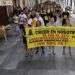 La marcha de negro por la céntrica calle Ancha / FOTO: Eulogio García