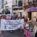 Manifestantes gritando "El Puerto no se vende" / FOTO: Las Tres Rosas