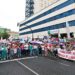 Concentrados frente al Puerta del Mar / FOTO: Eulogio García