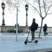 Circulando correctamente por el carril bici de la Alameda / FOTO: Eulogio García