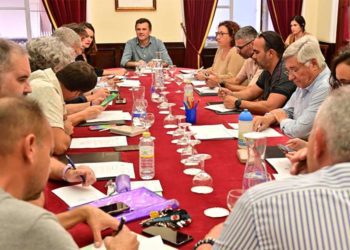 Un momento de la reunión presidida por Bruno García / FOTO: Ayto.