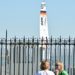 La SailGP tras la verja del muelle / FOTO: Eulogio García