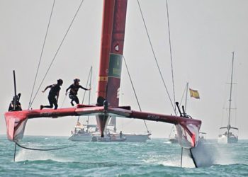 El F50 español en plena carrera / FOTO: Eulogio García