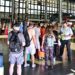 Jornada de alta afluencia en la estación de tren de Cádiz en verano / FOTO: Eulogio García