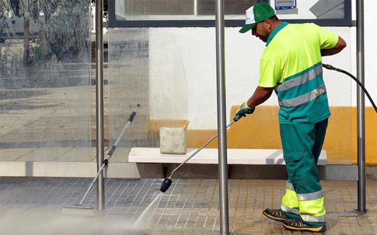 Se restringirá el uso de agua potable los baldeos / FOTO: Ayto.