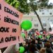 Notable protesta en la plaza Mina / FOTO: Eulogio García