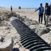 Supervisando los trabajos de urgencia para asegurar el tubo / FOTO: Eulogio García