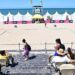 Detalle del estadio playero levantado en el verano de 2023 / FOTO: Eulogio García