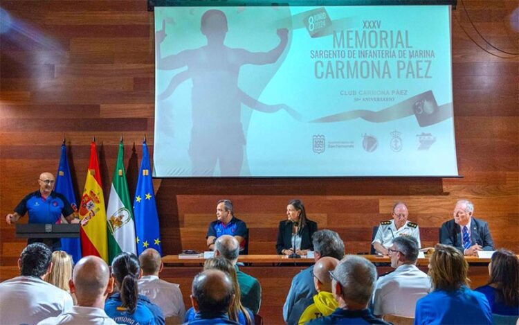 Homenaje al Club Carmona Páez en la presentación del evento / FOTO: Ayto.