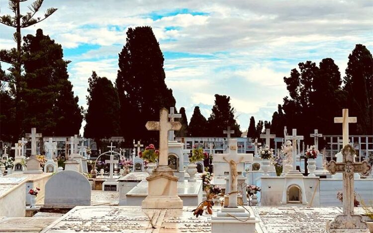 Estampa de una de las zonas del camposanto portuense / FOTO: Ayto.