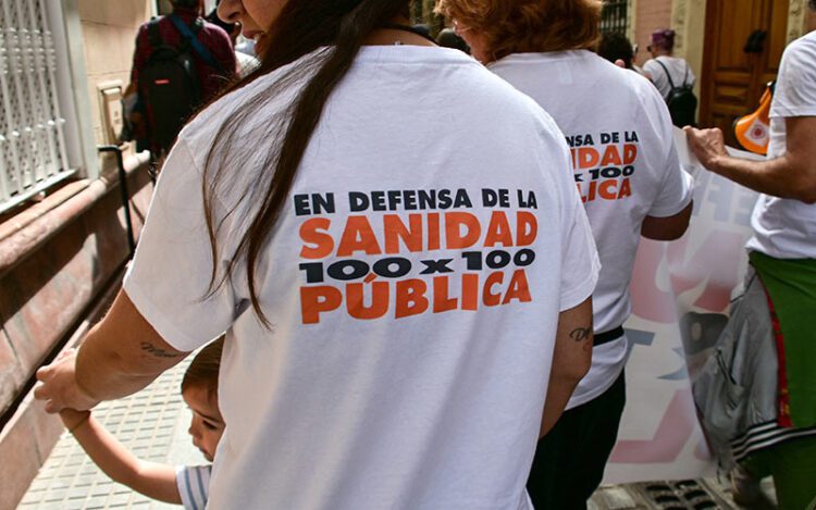 En una pasada manifestación frente a los recortes de la Junta / FOTO: Eulogio García