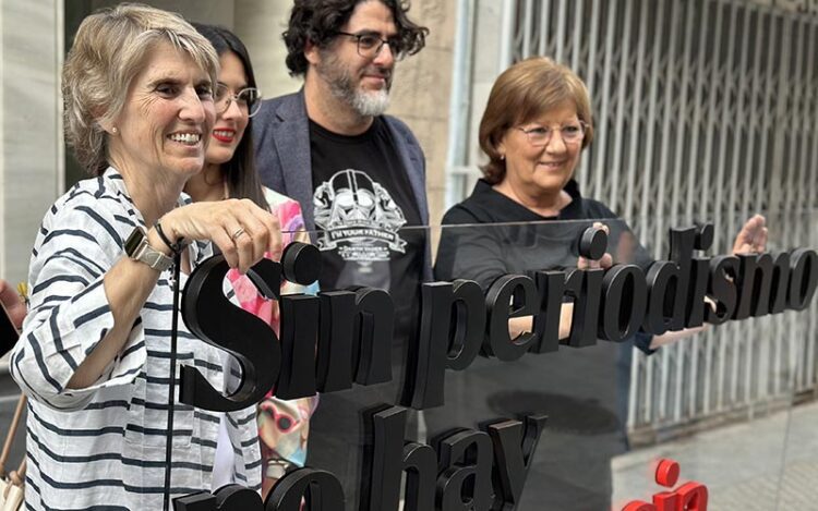 Del Río participaba junto a Olga Viza en una charla en Cádiz meses atrás / FOTO: APC