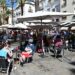 Terrazas a pleno rendimiento en el centro de Cádiz / FOTO: Eulogio García