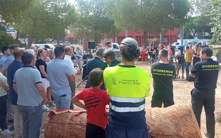 Un momento del emotivo acto de homenaje / FOTO: Ayto.