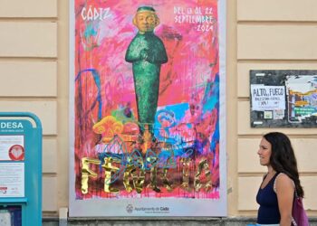 El cartel anunciador en plena calle Ancha / FOTO: Eulogio García