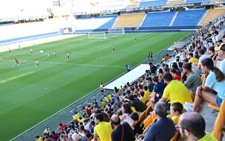 Entrenamiento abierto al público en la antesala del Trofeo / FOTO: Eulogio García