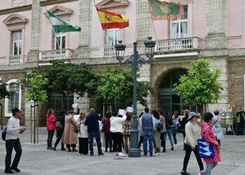 Una pasada protesta laboral a las puertas del Palacio Provincial / FOTO: Eulogio García