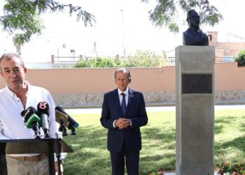 El nieto del que fuera alcalde interviene en el acto / FOTO: Ayto.