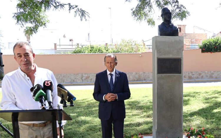 El nieto del que fuera alcalde interviene en el acto / FOTO: Ayto.