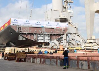 Un momento de la operación de puesta de quilla / FOTO: Navantia