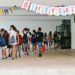 Alumnos a las puertas del Fermín Salvochea de Cádiz / FOTO: Eulogio García