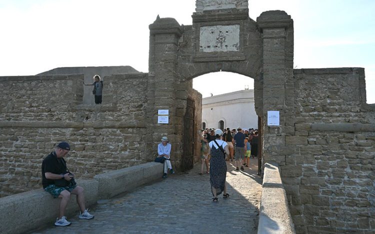 Ambiente en la entrada al castillo / FOTO: Eulogio García