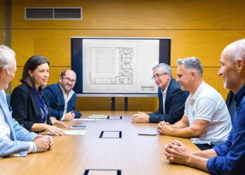 Un momento de la reunión con representantes del CN San Fernando / FOTO: Ayto.