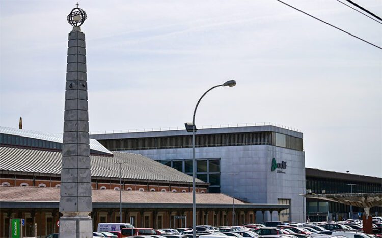 Barceló proyecta levantar un 5 estrellas con 180 habitaciones sobre la estación de Adif / FOTO: Eulogio García