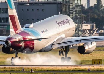 Uno de los aviones de la low cost Eurowings