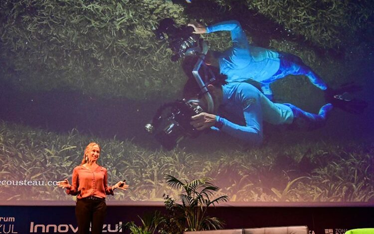 La nieta de Cousteau, en la inauguración / FOTO: Eulogio García