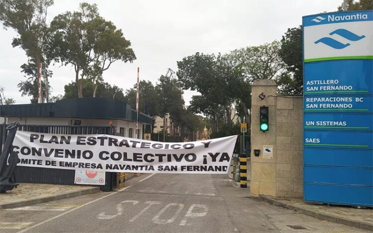 Sin actividad en la antigua Bazán de San Fernando / FOTO: CSIF