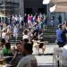 Ambiente en la plaza de la Catedral de Cádiz en una jornada de cruceros / FOTO: Eulogio García