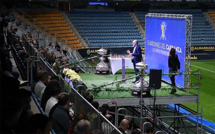 Un momento del acto celebrado en la misma Tribuna del estadio / FOTO: Cádiz CF