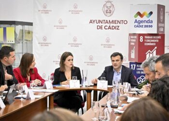 Un momento de la reunión presidida por el alcalde / FOTO: Ayto.