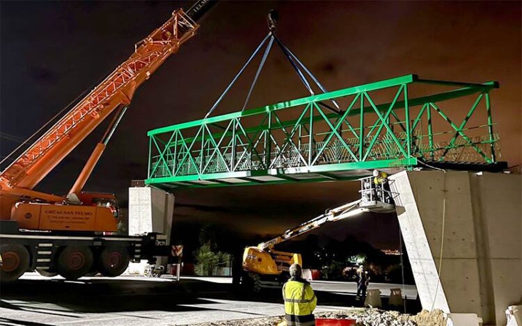 Trabajos nocturnos para poder cerrar la carretera / FOTO: Junta