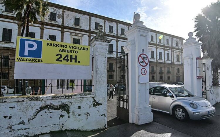 Y Valcárcel sigue esperando / FOTO: Eulogio García