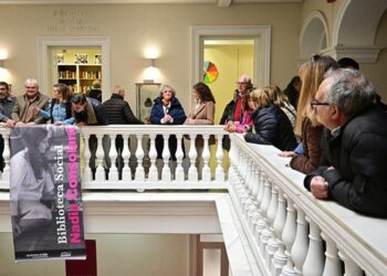 Celebrando la apertura de la biblioteca / FOTO: Eulogio García