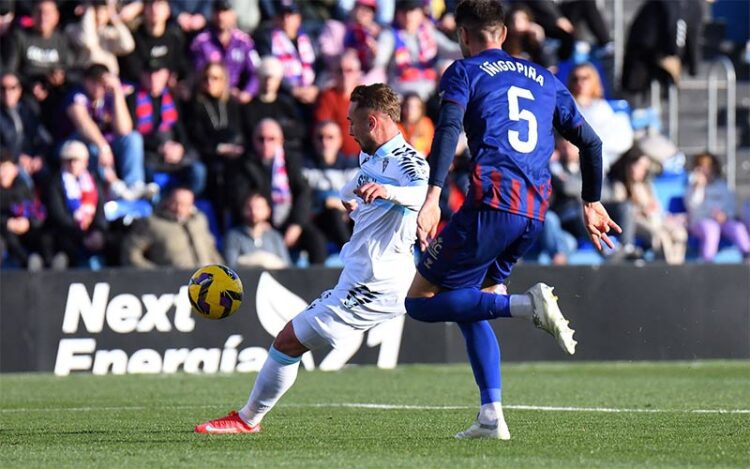 El primer gol de Ontiveros, clave en la victoria / FOTO: Cádiz CF