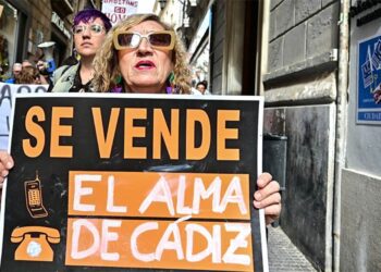 Una de las pancartas de la manifestación del 9-N / FOTO: Eulogio García