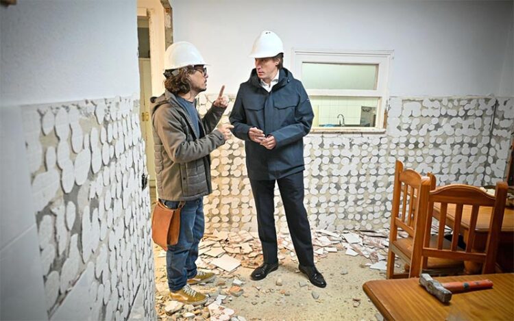 El concejal Otero supervisa las primeras obras / FOTO: Ayto.