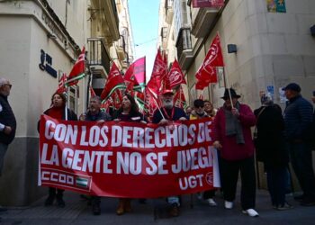 La cabecera de la manifestación en las calles del centro / FOTO: Eulogio García