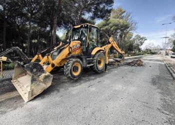 Primeros trabajos en la avenida urbana a adecentar / FOTO: Ayto.