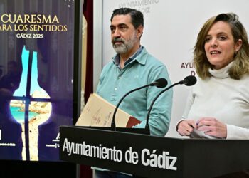 Verdulla y González adelantando el programa de cuaresma / FOTO: Eulogio García