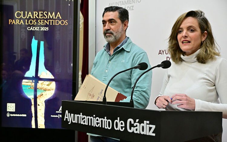 Verdulla y González adelantando el programa de cuaresma / FOTO: Eulogio García